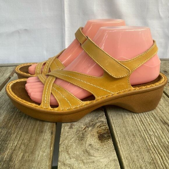 Naot Size 38 US 7 Women’s Yellow Leather Strappy Comfort Sandals Hook & Loop Str - Picture 5 of 8